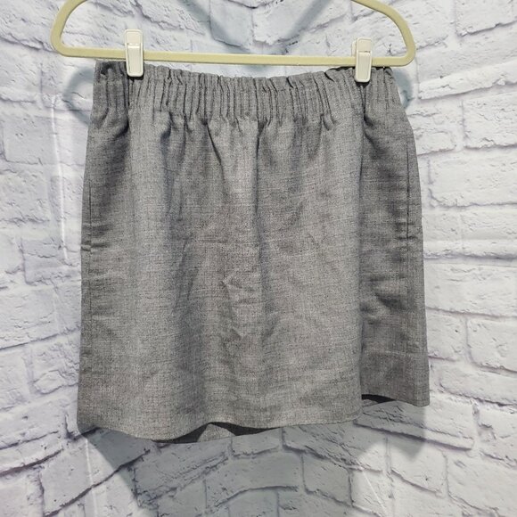 J. Crew Dresses & Skirts - J. Crew Elastic Waist women's skirt grey size 10 with 2 pockets